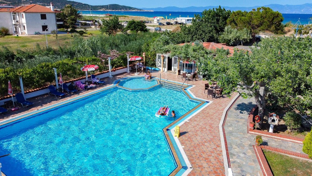 Hotel Pontos Сарти Экстерьер фото